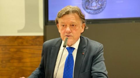 Jos&eacute; Ram&oacute;n Prado.