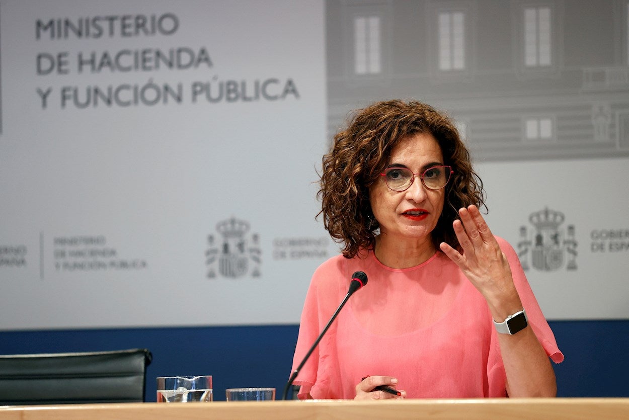 Así es la nueva ley contra el fraude fiscal que te impedirá pagar en efectivo a partir de cierta cantidad Así es la nueva ley contra el fraude fiscal que te impedirá pagar en efectivo a partir de cierta cantidad