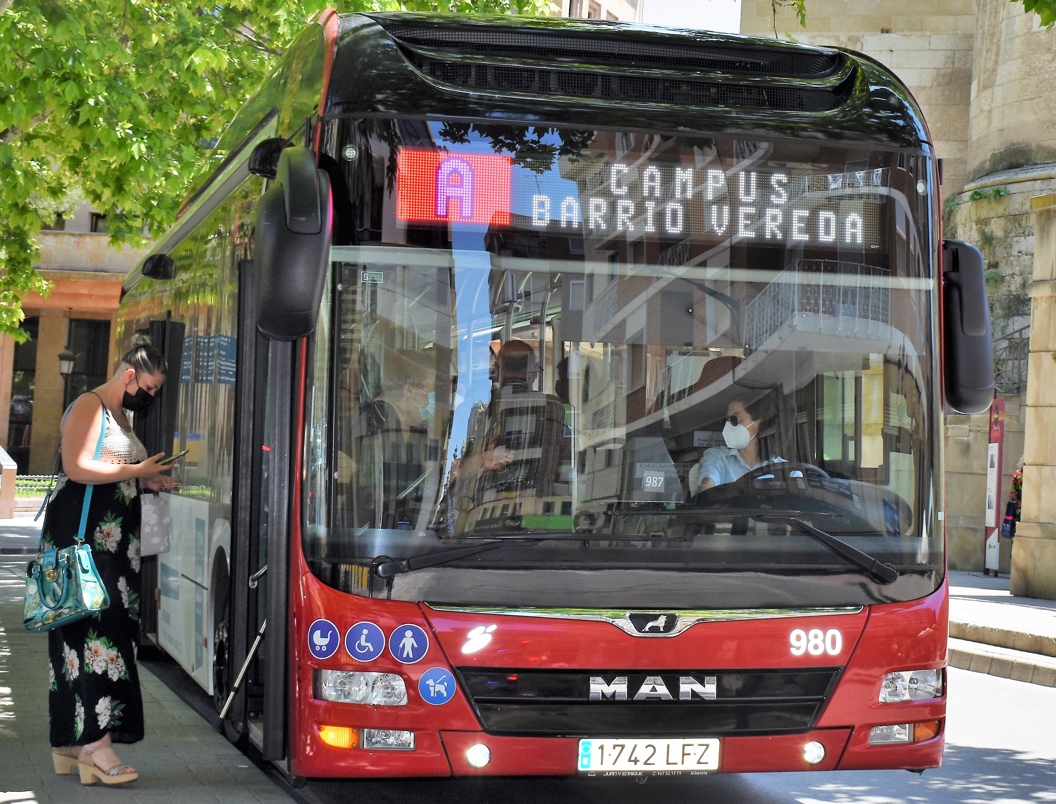 La justicia reconoce que el servicio de transporte urbano municipal no debe pagar el IVA La justicia reconoce que el servicio de transporte urbano municipal no debe pagar el IVA