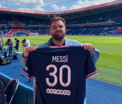 Leo Messi, a Ibai Llanos: "Estoy ilusionado por un nuevo comienzo aquí en París" Leo Messi, a Ibai Llanos: "Estoy ilusionado por un nuevo comienzo aquí en París"