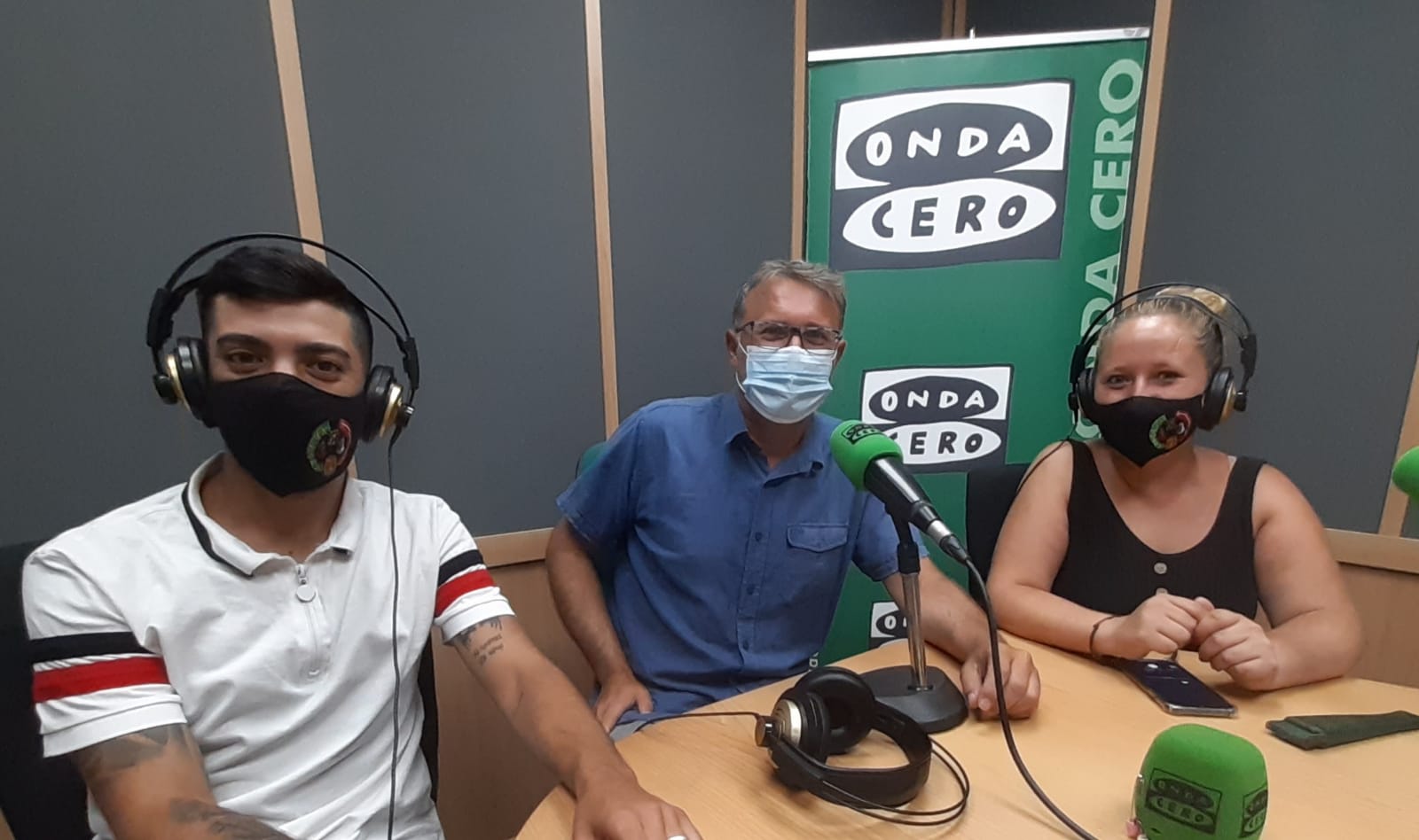 La Asociación de Comparsas de Altozano no renuncia al ambiente festero en el barrio coincidiendo con los días grandes de sus fiestas La Asociación de Comparsas de Altozano no renuncia al ambiente festero en el barrio coincidiendo con los días grandes de sus fiestas