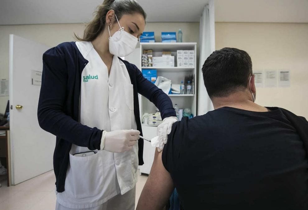 Los aragoneses de 25 a 29 años, los más reacios a la vacuna Los aragoneses de 25 a 29 años, los más reacios a la vacuna