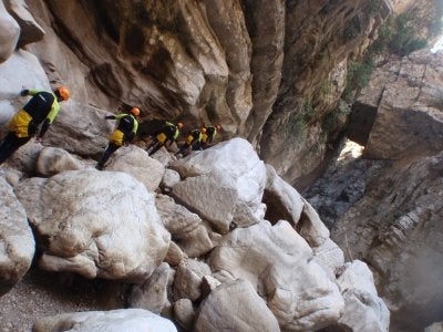 El turismo activo crece enteros y dispara la demanda de actividades al aire libre como barranquismo, descenso de cañones o rutas en kayak El turismo activo crece enteros y dispara la demanda de actividades al aire libre como barranquismo, descenso de cañones o rutas en kayak