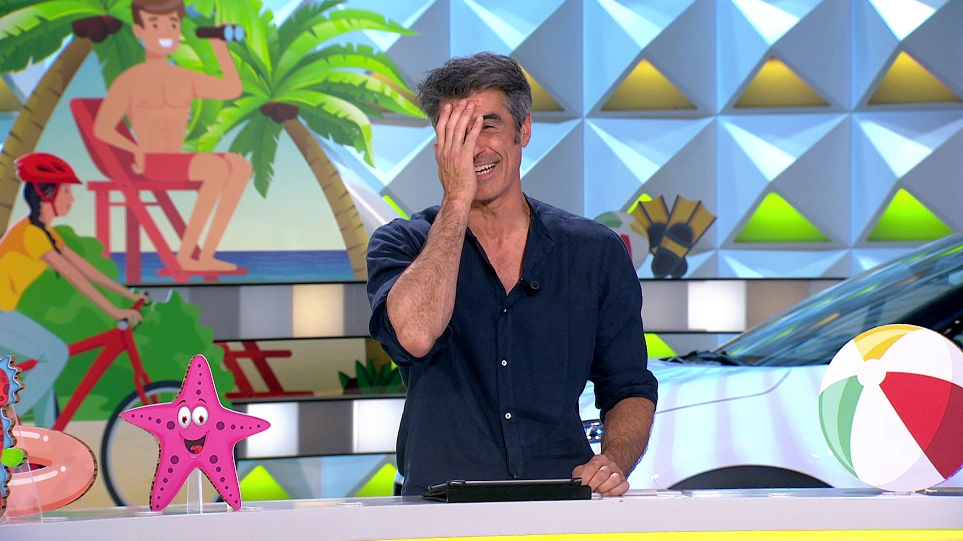 La propuesta de Jorge Fernández a una concursante de 'La Ruleta de la Suerte' que pone en aprietos al presentador La propuesta de Jorge Fernández a una concursante de 'La Ruleta de la Suerte' que pone en aprietos al presentador