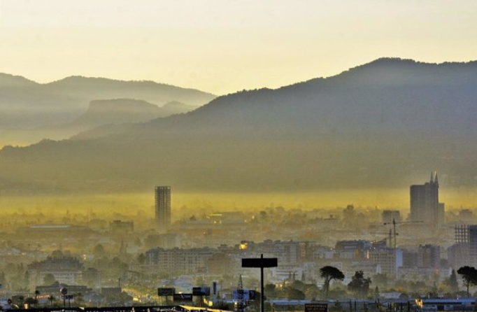 El Ayuntamiento Molina de Segura activa la alerta ante el elevado número de partículas PM10 registradas en la atmósfera debido a la entrada de una masa de aire de origen sahariano El Ayuntamiento Molina de Segura activa la alerta ante el elevado número de partículas PM10 registradas en la atmósfera debido a la entrada de una masa de aire de origen sahariano