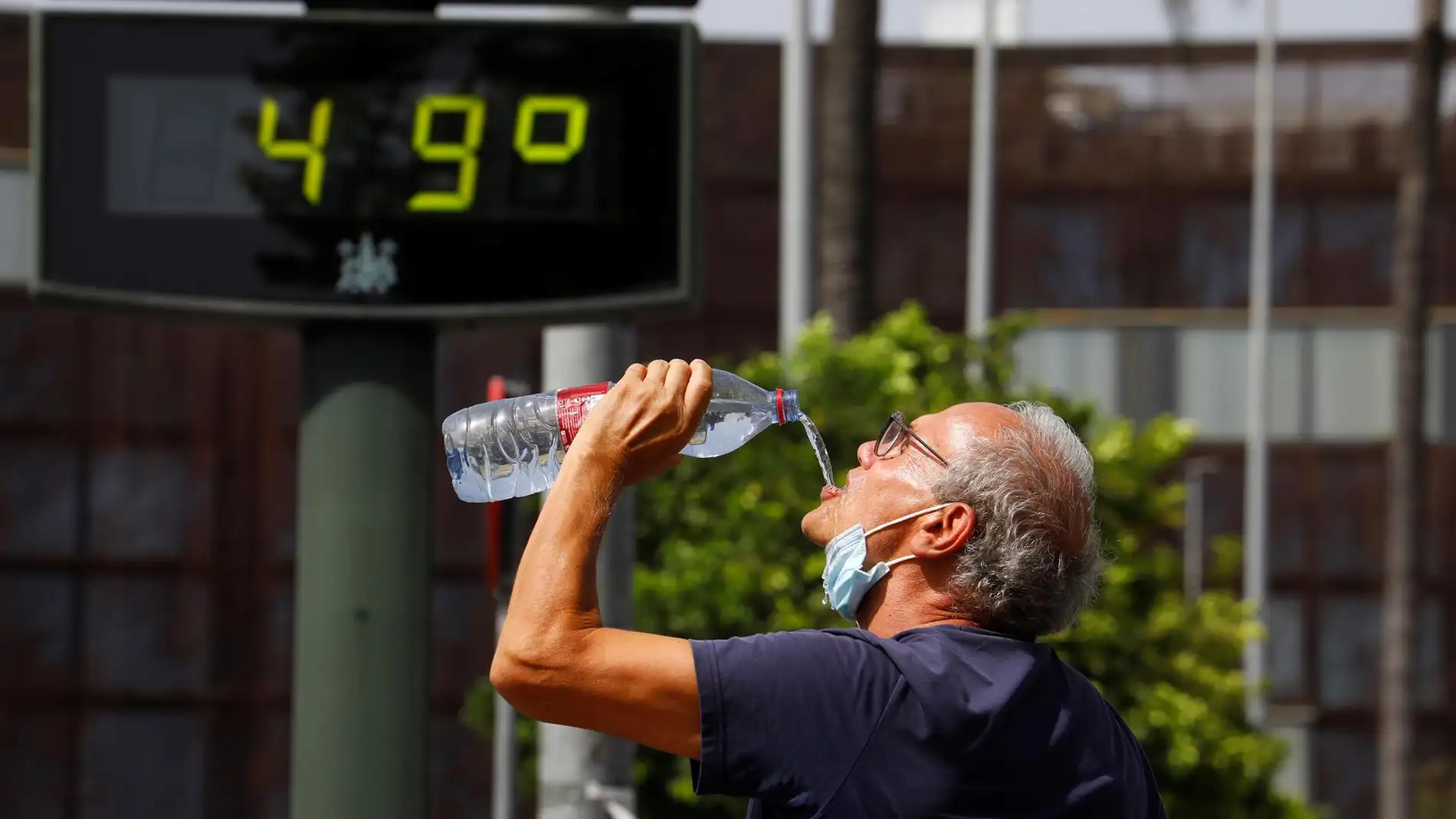 La ola de calor mantiene en alerta a casi toda España, con máximas de hasta 46ºC 