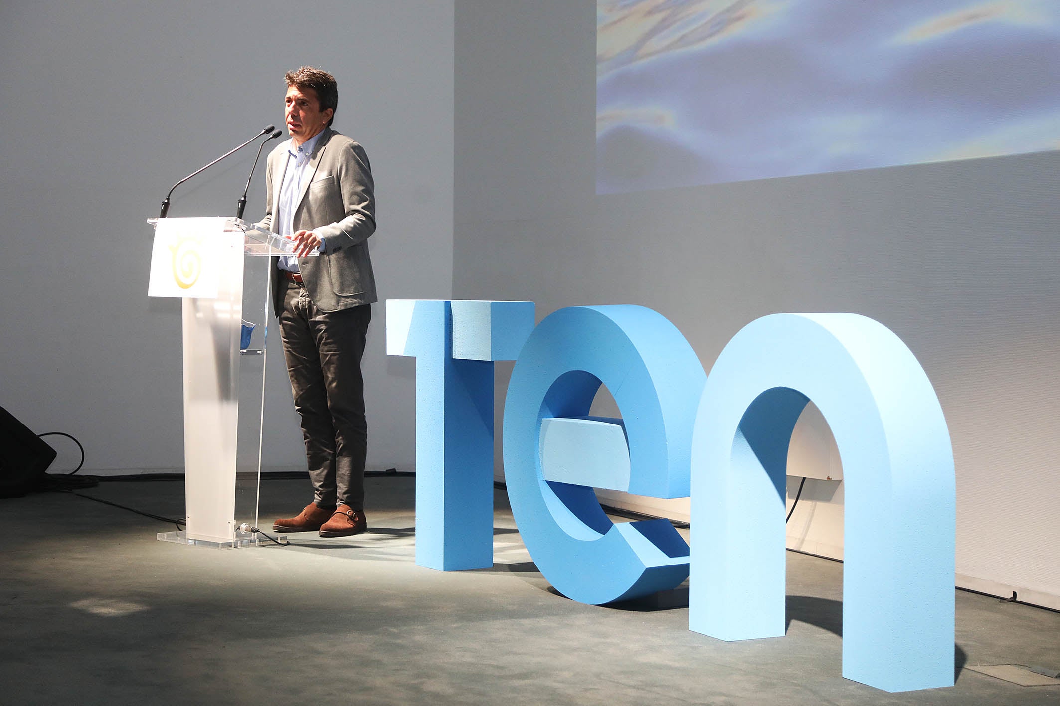 El Patronato Costa Blanca ayuda con 600.000 euros a las asociaciones y entidades turísticas de la provincia El Patronato Costa Blanca ayuda con 600.000 euros a las asociaciones y entidades turísticas de la provincia
