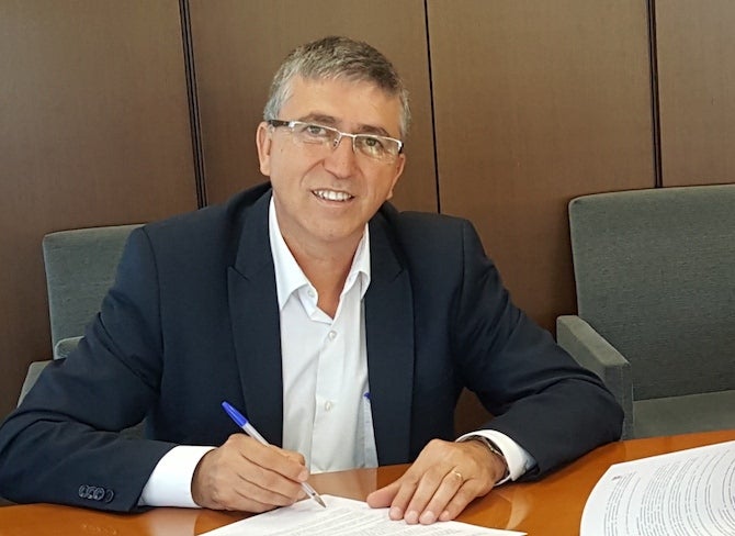 Economía concede ayudas a ocho ayuntamientos de Alicante para la mejora de mercados municipales y de venta no sedentaria Economía concede ayudas a ocho ayuntamientos de Alicante para la mejora de mercados municipales y de venta no sedentaria