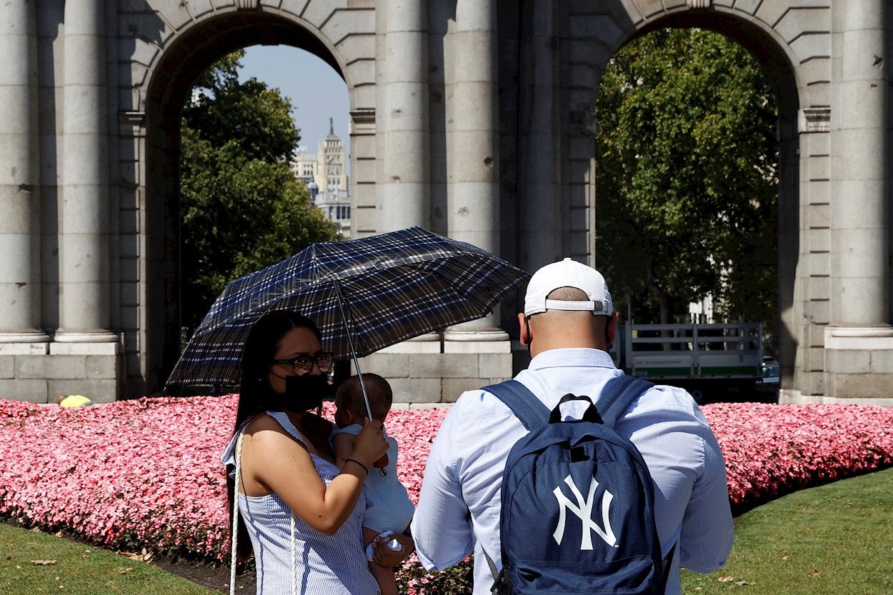 La primera ola de calor del verano comienza a remitir tras alcanzar temperaturas récords La primera ola de calor del verano comienza a remitir tras alcanzar temperaturas récords