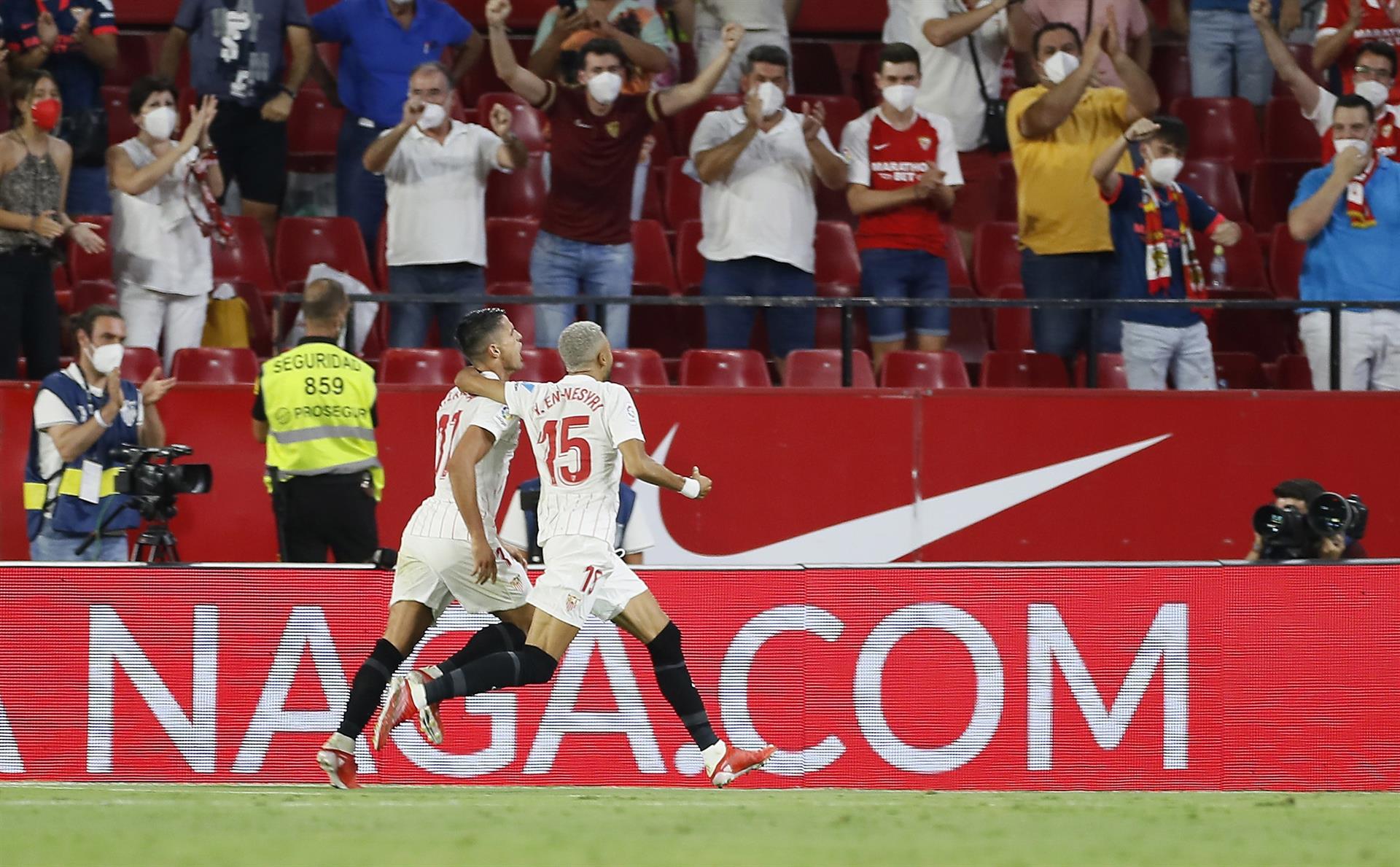 El Sevilla golea a un Rayo lastrado por la expulsión de Luca Zidane El Sevilla golea a un Rayo lastrado por la expulsión de Luca Zidane