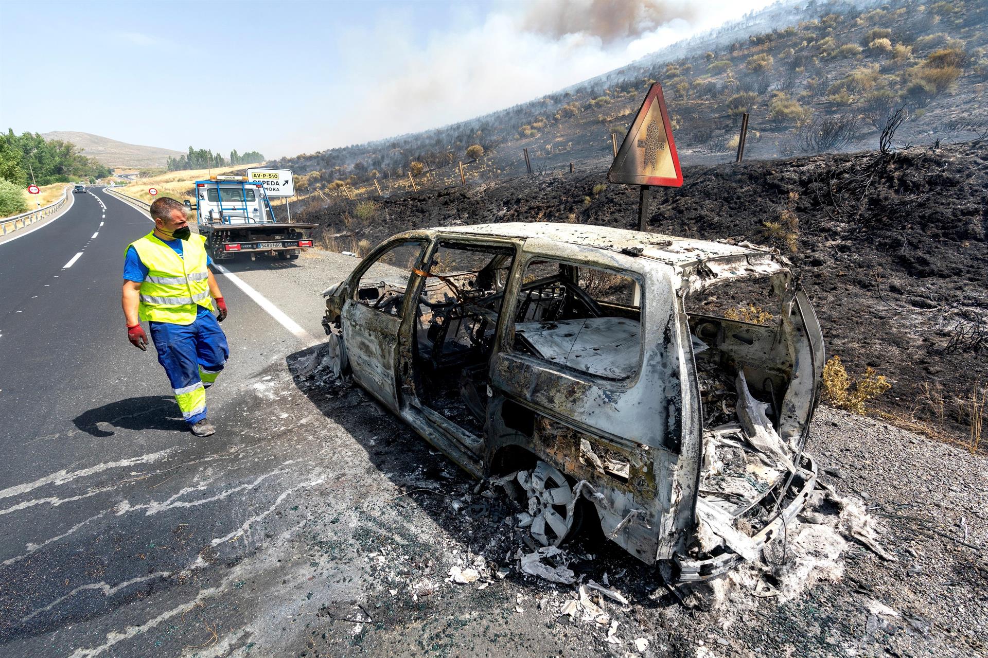 El incendio forestal de Navalacruz en imágenes El incendio forestal de Navalacruz en imágenes