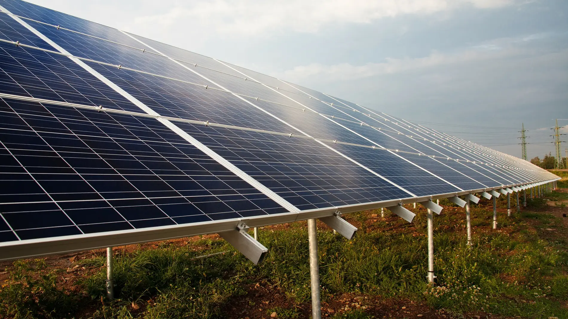 Arrancan las obras de la planta solar fotovoltaica en Herencia