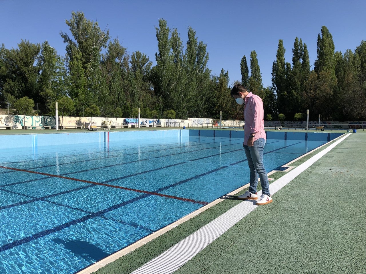 Durante este verano las piscinas municipales acogen al doble de bañistas que el año pasado Durante este verano las piscinas municipales acogen al doble de bañistas que el año pasado