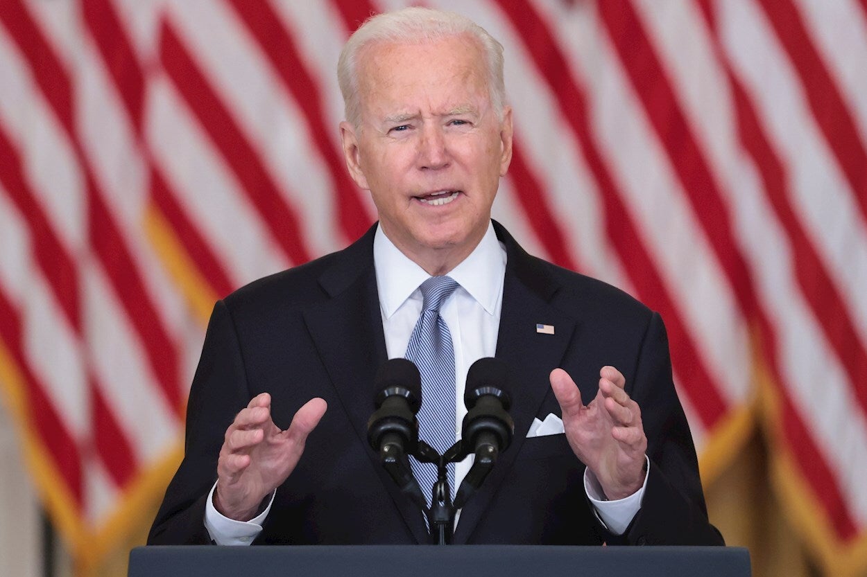 Joe Biden defiende la salida de EE UU de Afganistán: "No podemos combatir en una guerra que el propio ejército afgano no quiere luchar" Joe Biden defiende la salida de EE UU de Afganistán: "No podemos combatir en una guerra que el propio ejército afgano no quiere luchar"