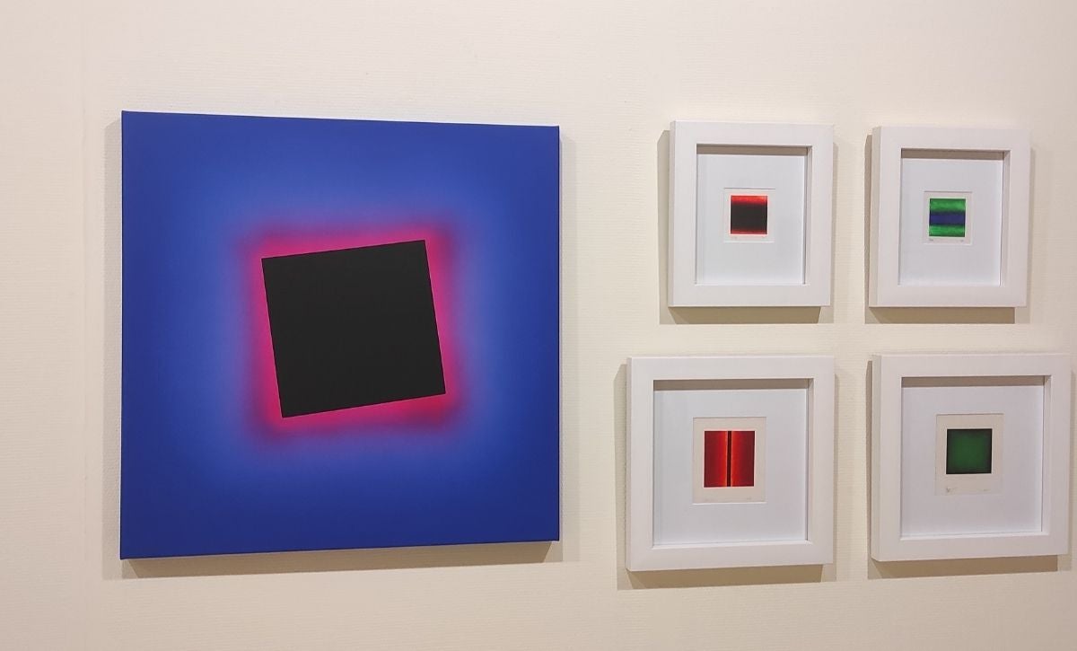 La exposición 'El color abstracte' permanecerá hasta el 30 de septiembre en el Gran Teatro La exposición 'El color abstracte' permanecerá hasta el 30 de septiembre en el Gran Teatro