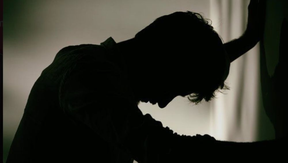 La salut mental arriba a la Sala Beckett amb l'obra “Karaoke Elusia” La salut mental arriba a la Sala Beckett amb l'obra “Karaoke Elusia”