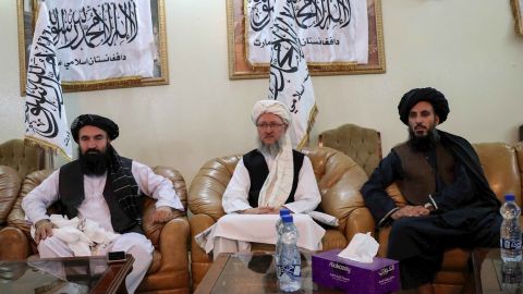 Miembros del grupo talib&aacute;n