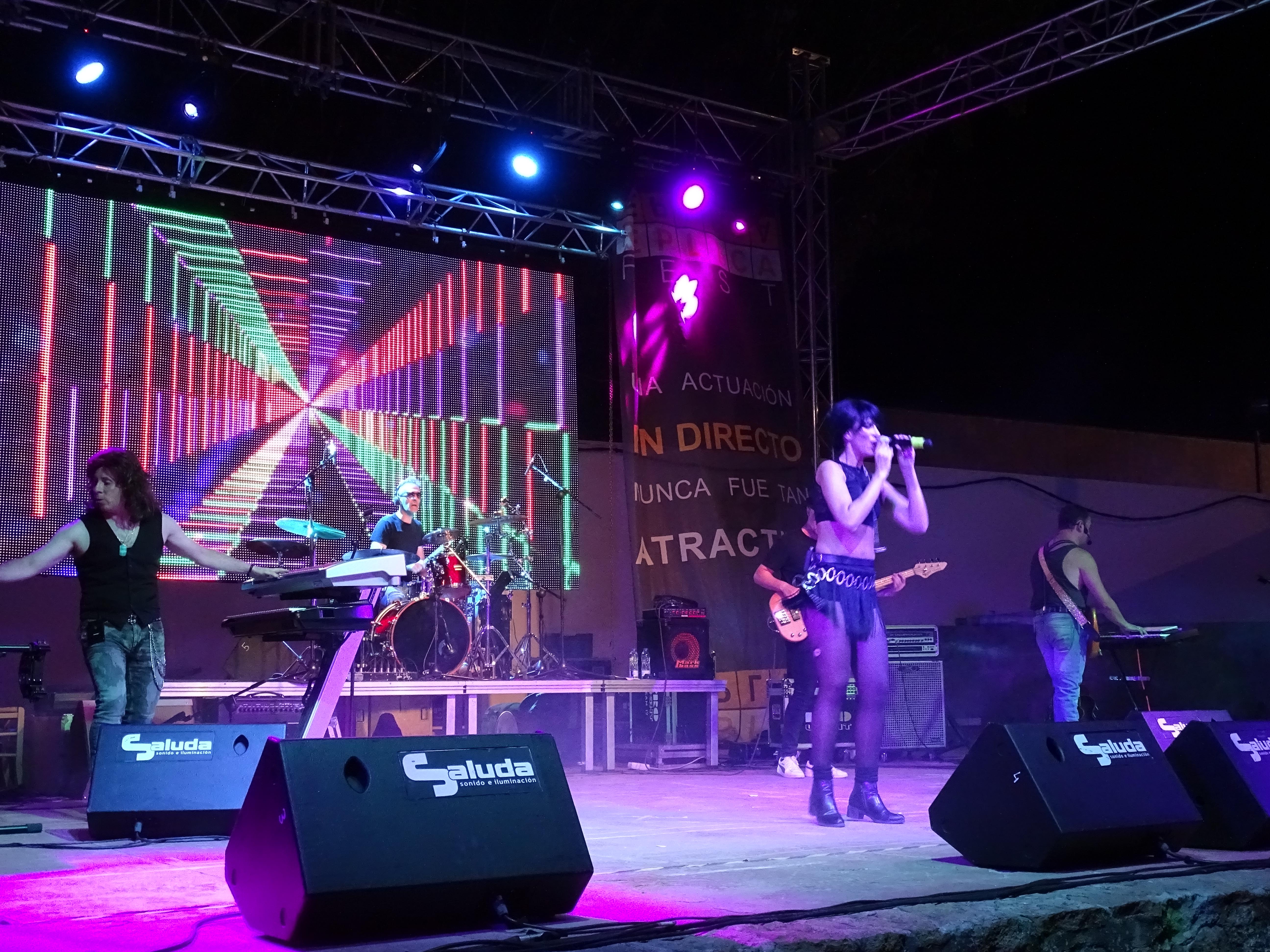 El Réplica Fest, Efectiviwonder y La Mundial triunfan en las noches de feria de Quintanar El Réplica Fest, Efectiviwonder y La Mundial triunfan en las noches de feria de Quintanar