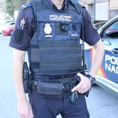 Imagen de archivo de un agente de la Policía Nacional Imagen de archivo de un agente de la Policía Nacional
