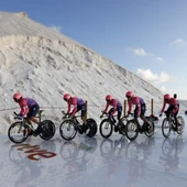 Paso por Torrevieja de la 8ª etapa de la vuelta ciclista a España el 21 de agosto Paso por Torrevieja de la 8ª etapa de la vuelta ciclista a España el 21 de agosto