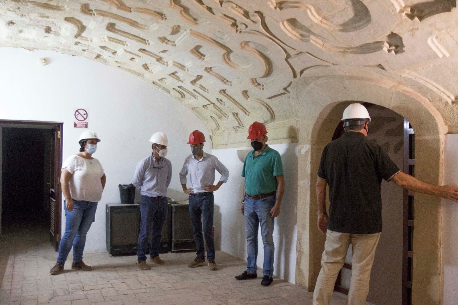 Continúan las obras de reforma integral del futuro Auditorio 'Manolo Sanlúcar' Continúan las obras de reforma integral del futuro Auditorio 'Manolo Sanlúcar'