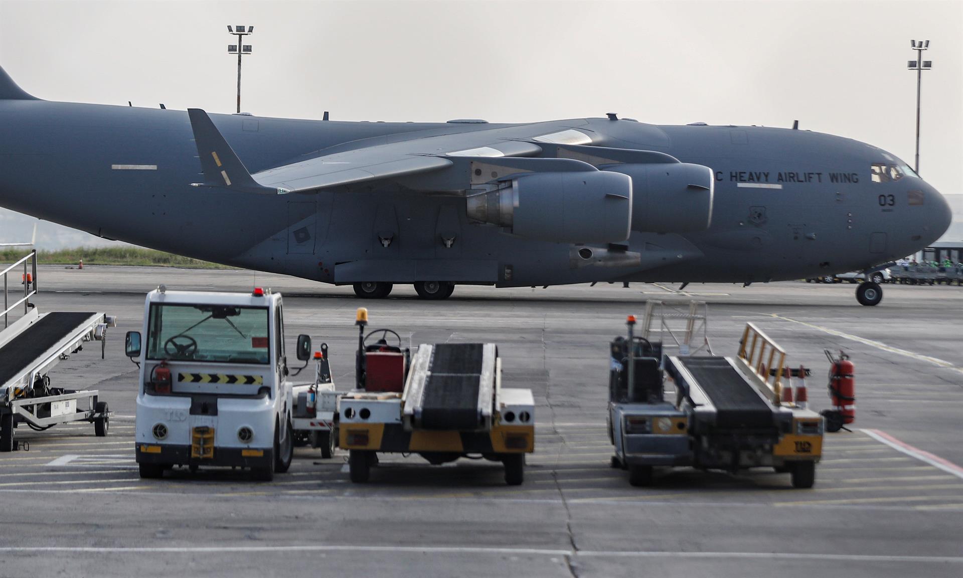 Un futbolista de la selección afgana murió al caer de uno de los aviones dispuestos para la evacuación de ciudadanos Un futbolista de la selección afgana murió al caer de uno de los aviones dispuestos para la evacuación de ciudadanos