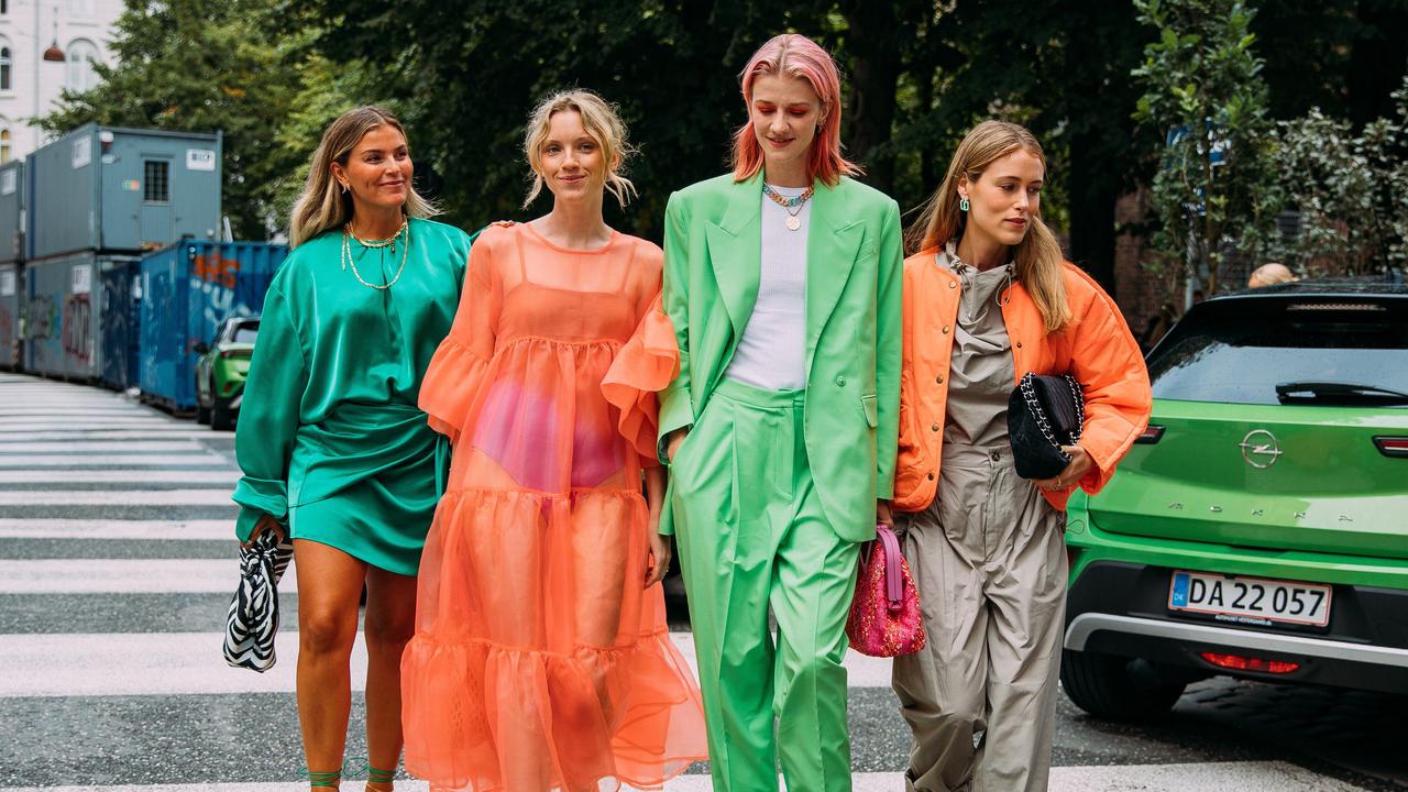 Explosión de color en el Street Style de Copenhague Explosión de color en el Street Style de Copenhague