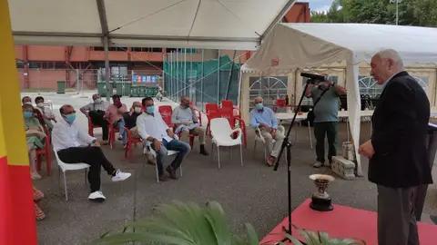 Homenaje a Francisco Rodríguez Homenaje a Francisco Rodríguez