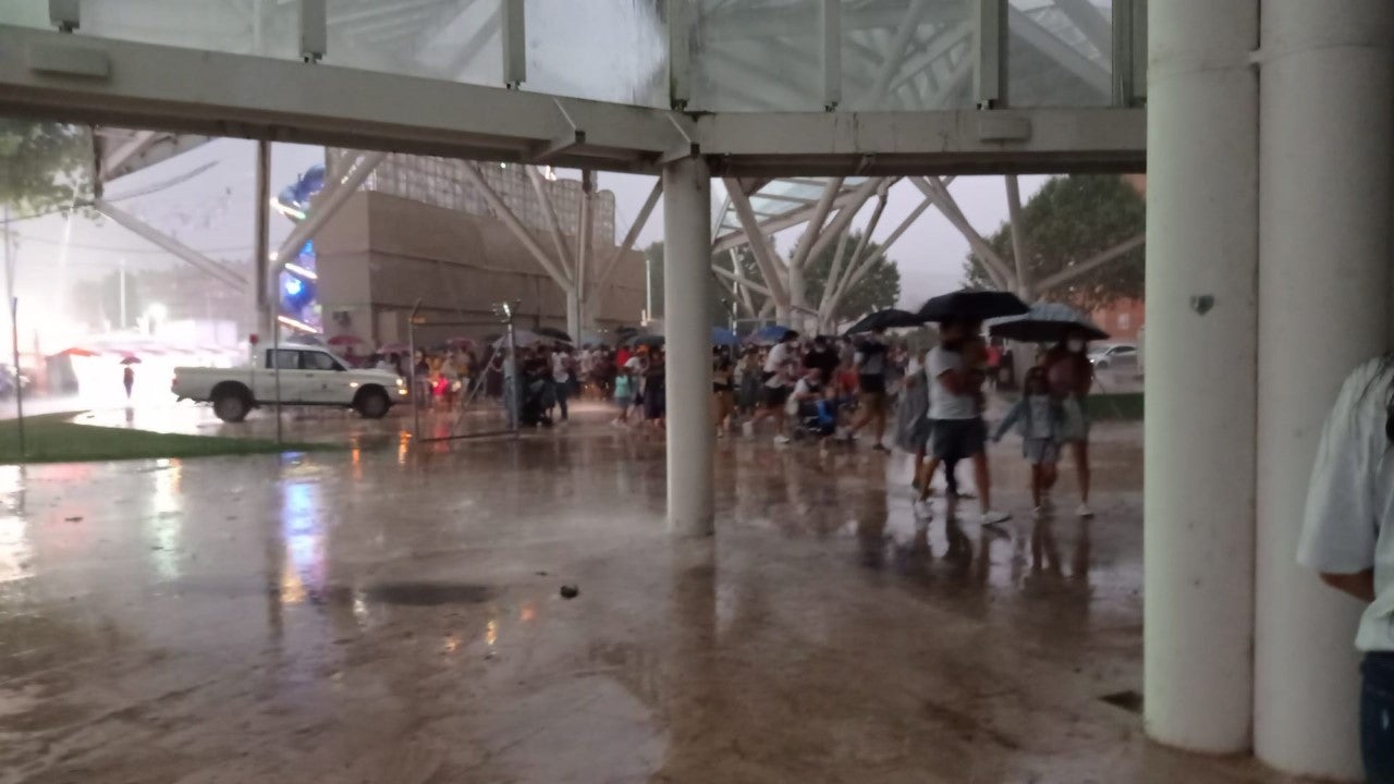 La fuerte tormenta en Cuenca obliga a cerrar el recinto ferial La fuerte tormenta en Cuenca obliga a cerrar el recinto ferial