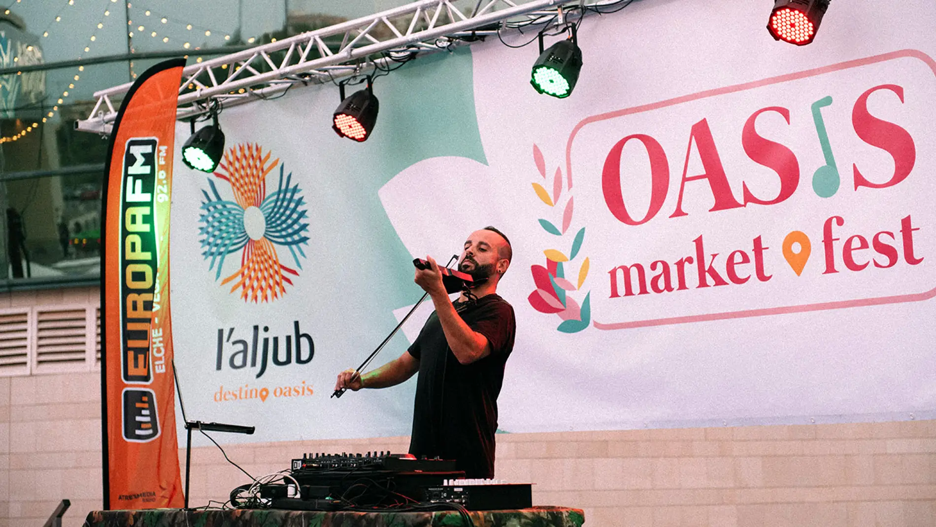 El 'Oasis Market Fest' seguirá en L'Aljub hasta el 11 de septiembre.