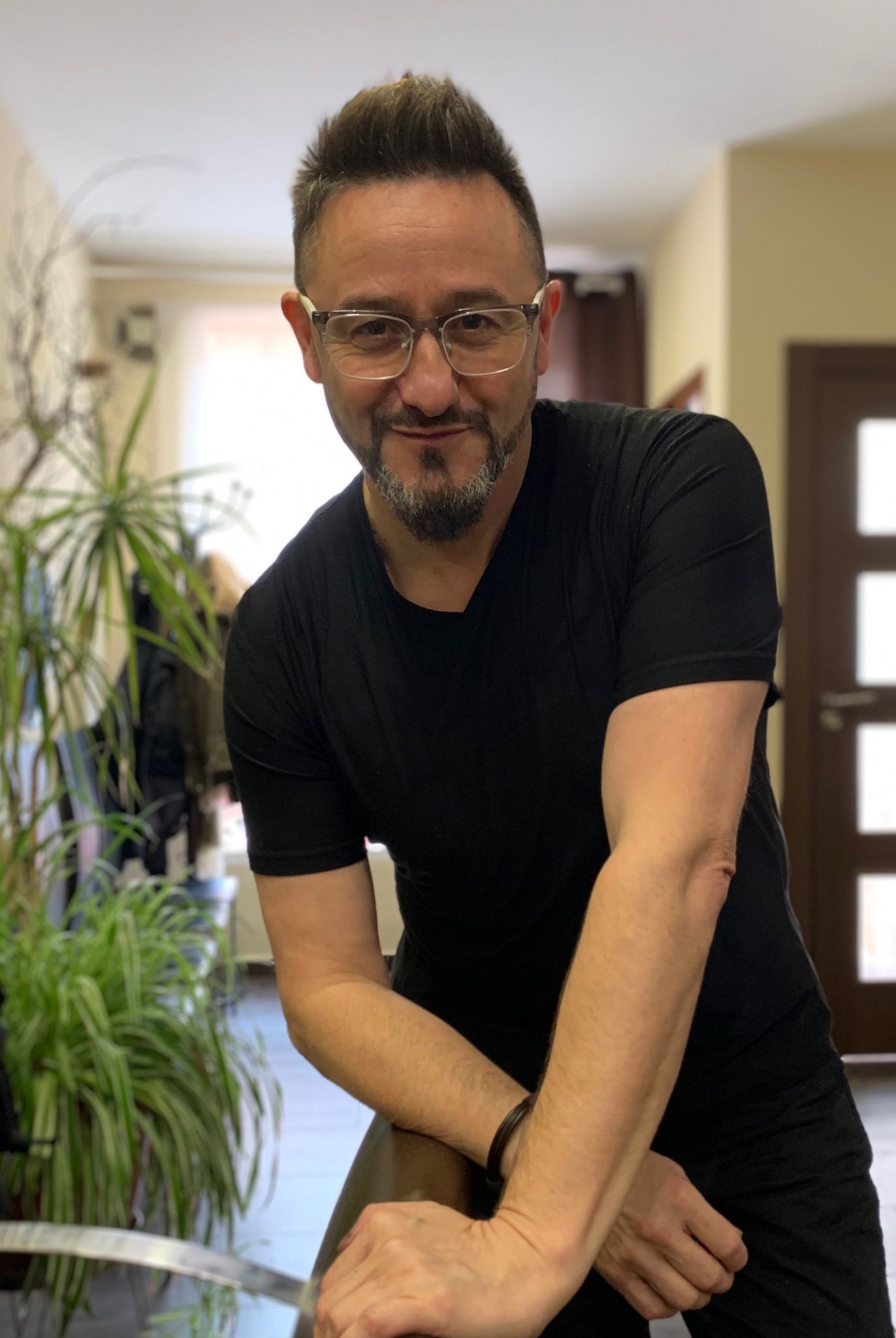 Carlos Buendía: "El mundo rural te ayuda y te hace ser más creativo" Carlos Buendía: "El mundo rural te ayuda y te hace ser más creativo"