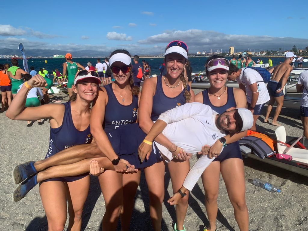 El Real Club de Regatas de Alicante logra nueve medallas en el Campeonato de España de Remo de Mar El Real Club de Regatas de Alicante logra nueve medallas en el Campeonato de España de Remo de Mar