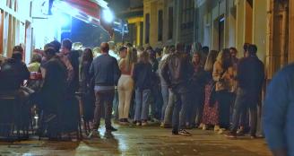 Los Ayuntamientos de Plentzia y Lekeitio restringen los accesos a los no residentes para evitar altercados y aglomeraciones Los Ayuntamientos de Plentzia y Lekeitio restringen los accesos a los no residentes para evitar altercados y aglomeraciones