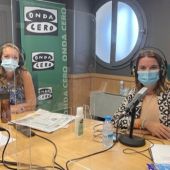 La presidenta del PP balear, Marga Prohens, en una entrevista en Onda Cero Mallorca junto a la periodista Elka Dimitrova.