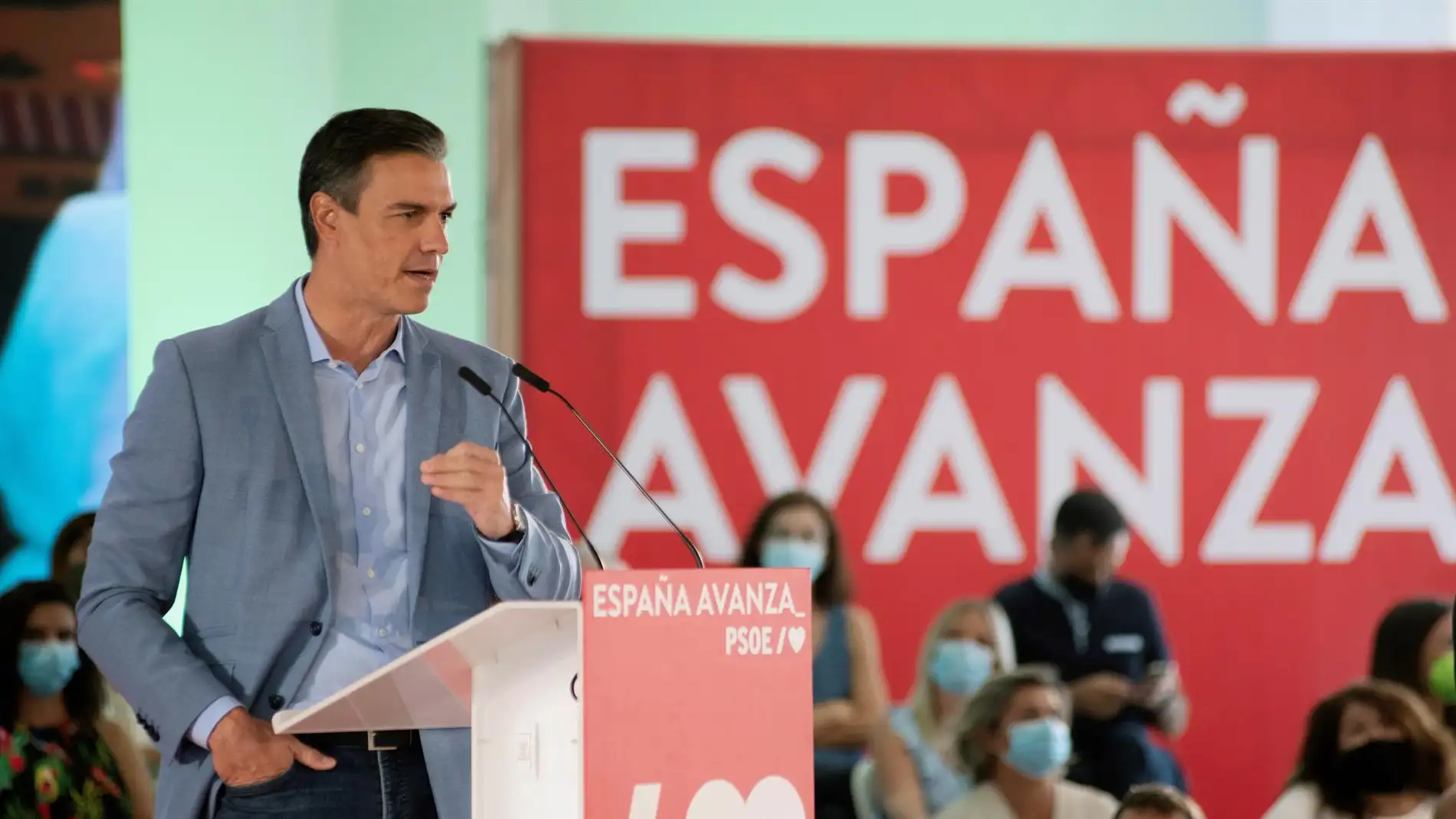 Pedro Sánchez pone en valor las medidas adoptadas por su Ejecutivo para una salida "rápida y justa" de la crisis 