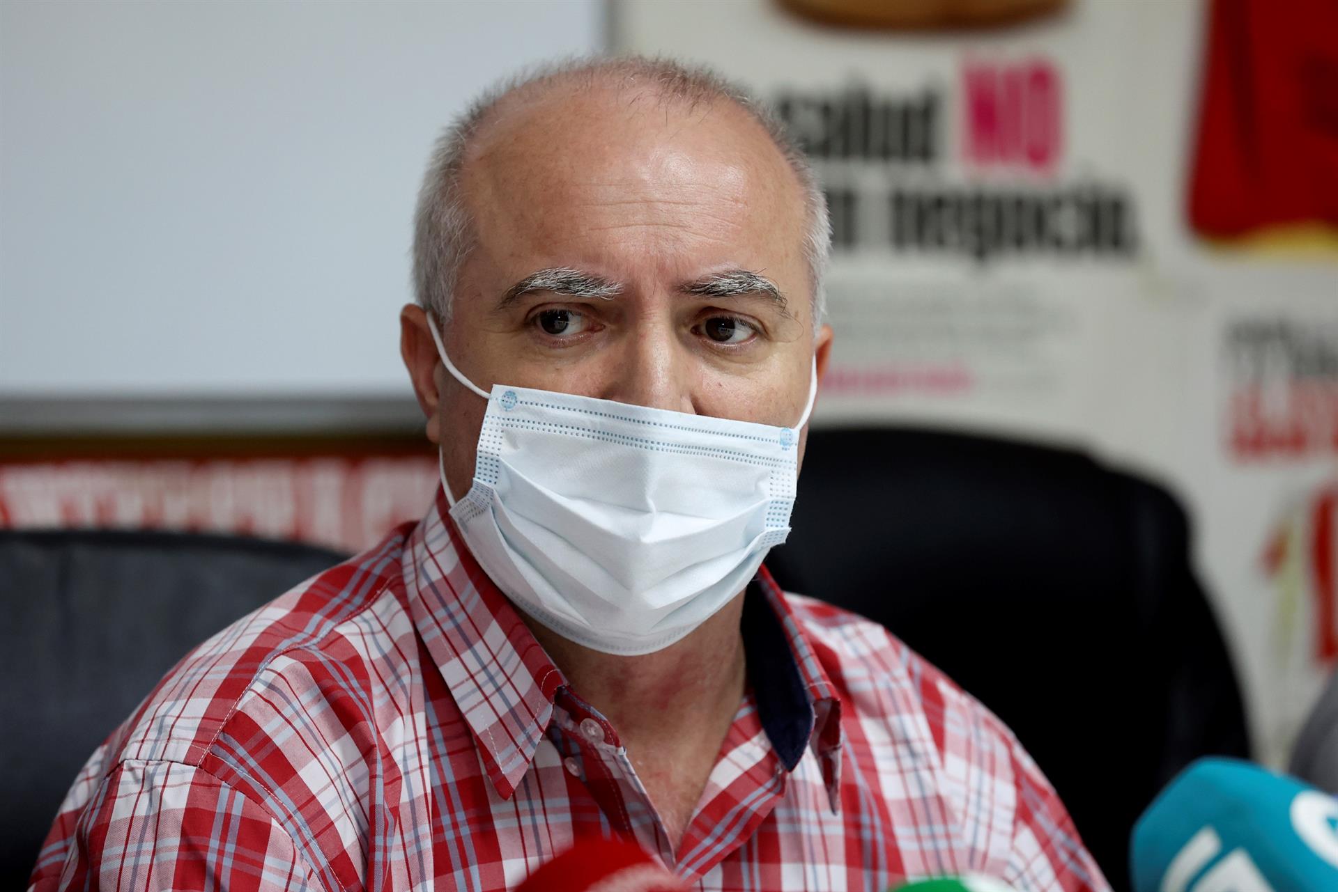 Pablo Costas, el marinero gallego retenido en Yemen: "Me encuentro mejor, vamos recuperando" Pablo Costas, el marinero gallego retenido en Yemen: "Me encuentro mejor, vamos recuperando"