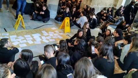 Protesta estudiantes Medicina 
