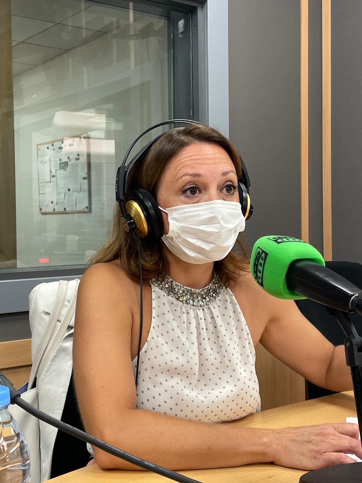 Navarro: "En cuanto haya aprobación de las autoridades sanitarias, procederemos con la vacunación de los menores de 12 años" Navarro: "En cuanto haya aprobación de las autoridades sanitarias, procederemos con la vacunación de los menores de 12 años"