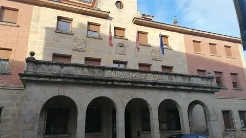 El Consistorio de Aguilar dará empleo a tres jóvenes con una ayuda de la Junta Montaña Palentina
