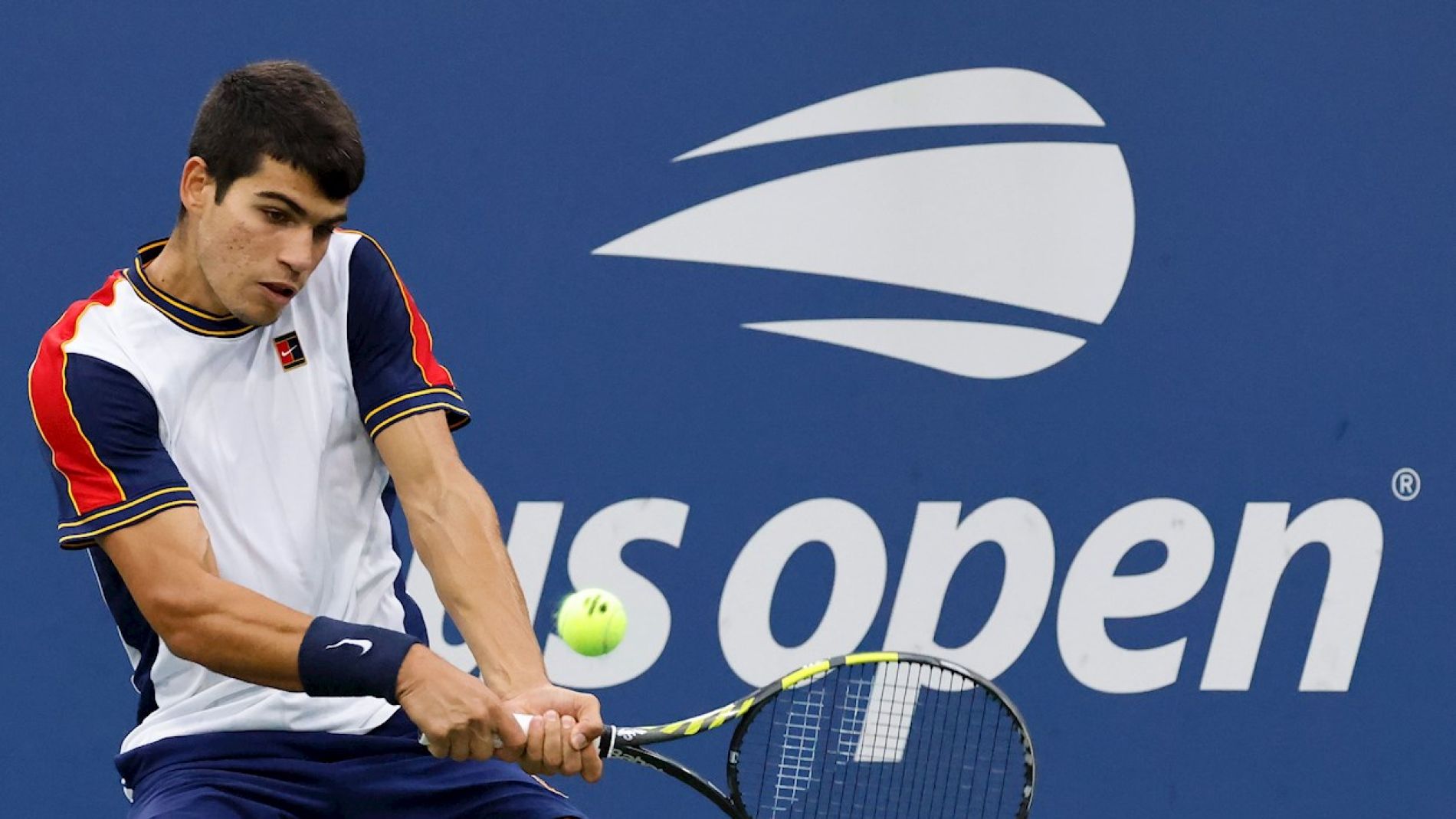 quien juega hoy tenis