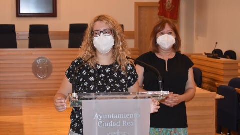 Sara Martínez y Matilde Hinojosa durante la rueda de prensa Sara Martínez y Matilde Hinojosa durante la rueda de prensa