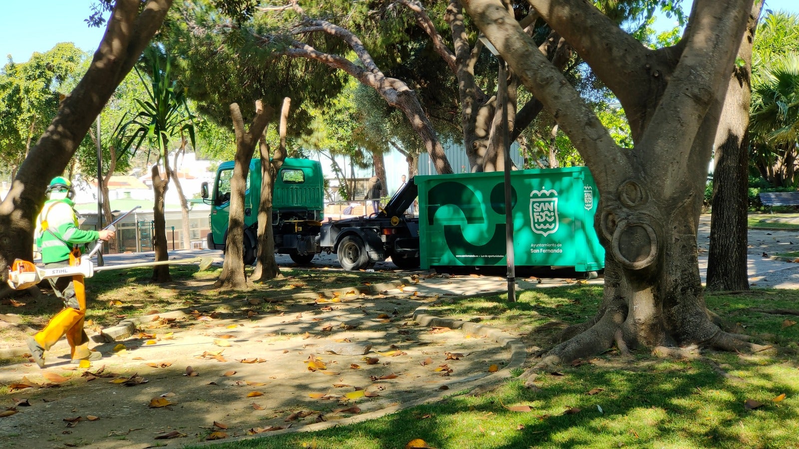 San Fernando aumenta el coste del contrato de parques y jardines hasta dos millones de euros San Fernando aumenta el coste del contrato de parques y jardines hasta dos millones de euros