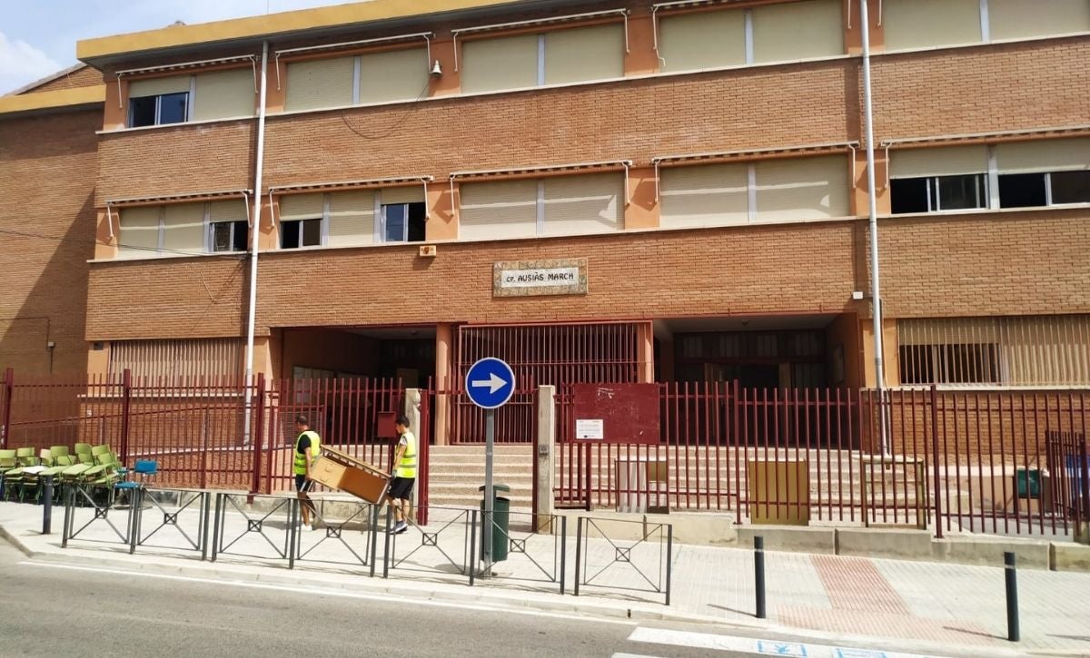Los centros educativos de Elche se suman a la etapa poscovid sin mascarilla en interiores Los centros educativos de Elche se suman a la etapa poscovid sin mascarilla en interiores