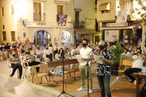 L'Alfàs del Pí celebra les 'Copletes a la Verge dels Dolors' L'Alfàs del Pí celebra les 'Copletes a la Verge dels Dolors'