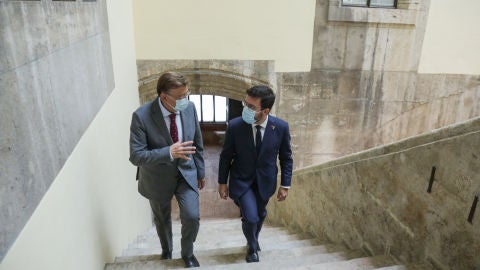 Ximo Puig y Pere Aragonés en el Palau de la Generalitat Valenciana.