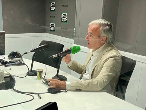 Jorge Azcón: "Sin el visto bueno de Sanidad no habrá actividades del Pilar" Jorge Azcón: "Sin el visto bueno de Sanidad no habrá actividades del Pilar"