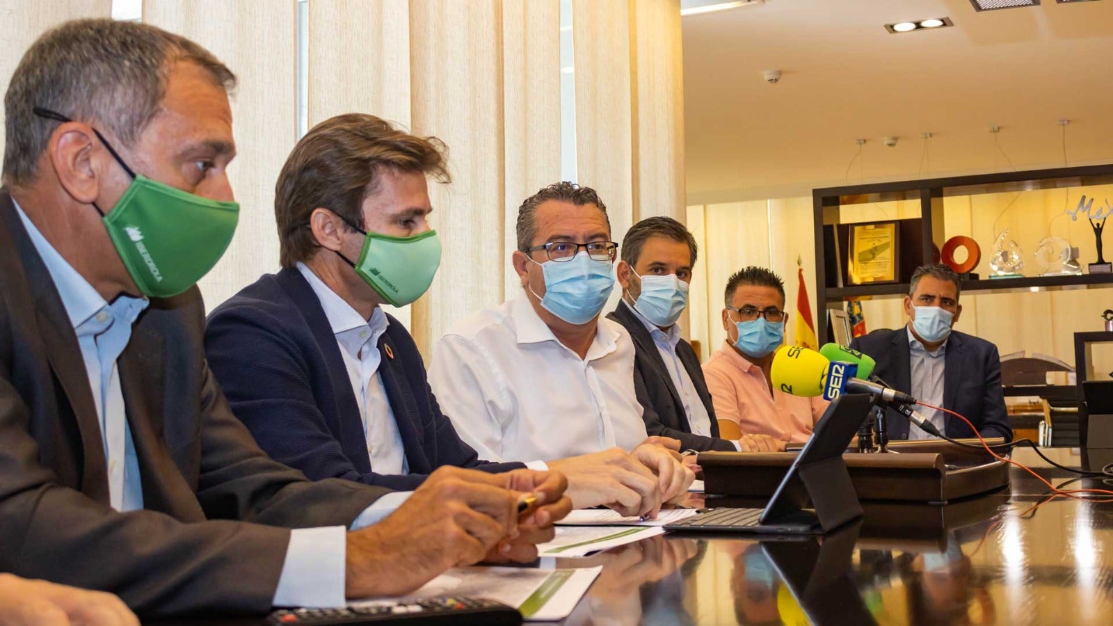 Benidorm duplicará en otoño sus puntos de carga para vehículos eléctricos Benidorm duplicará en otoño sus puntos de carga para vehículos eléctricos