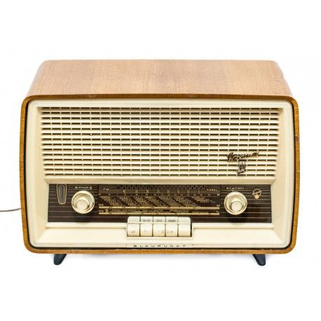 Una Imagen y Mil Palabras regresa con un homenaje a las grandes voces de la radio Una Imagen y Mil Palabras regresa con un homenaje a las grandes voces de la radio