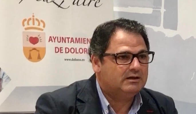 Joaquín Hernández, Alcalde, la planta de transferencia no podrá funcionar hasta resolver su gestión con Cespa-Ortiz Joaquín Hernández, Alcalde, la planta de transferencia no podrá funcionar hasta resolver su gestión con Cespa-Ortiz