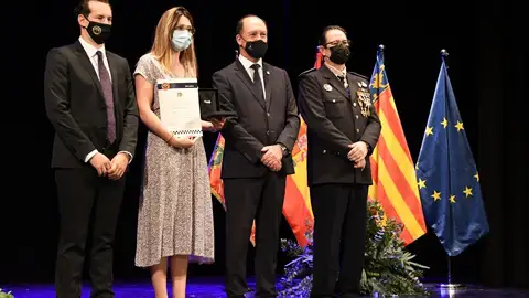 Emotivo acto de homenaje a la Policía Local de Orihuela en el día de la patrona la Virgen de Monserrate homenaje